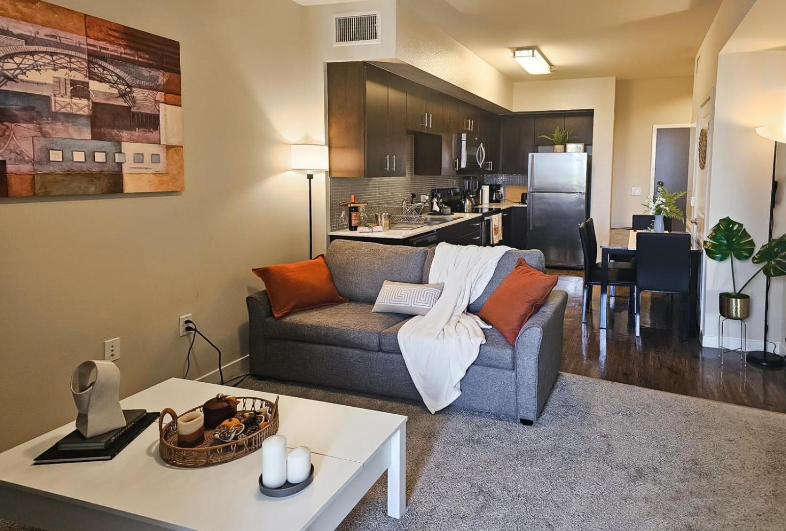 Apartment Elegant 1br In Exclusive La Area Los Angeles